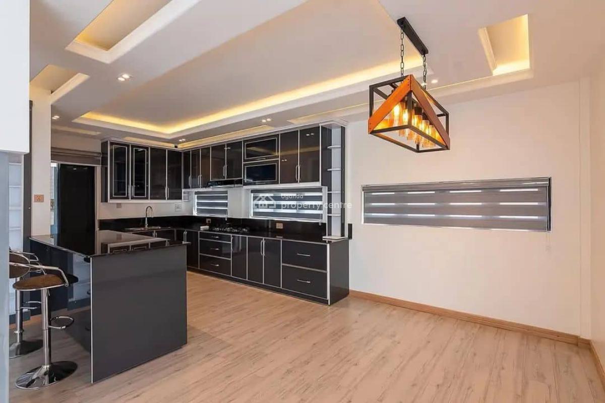 Modern 5 Bedroom House in Namugongo Town, Namugongo Town, Wakiso, Central Region, Terraced Duplex for Sale