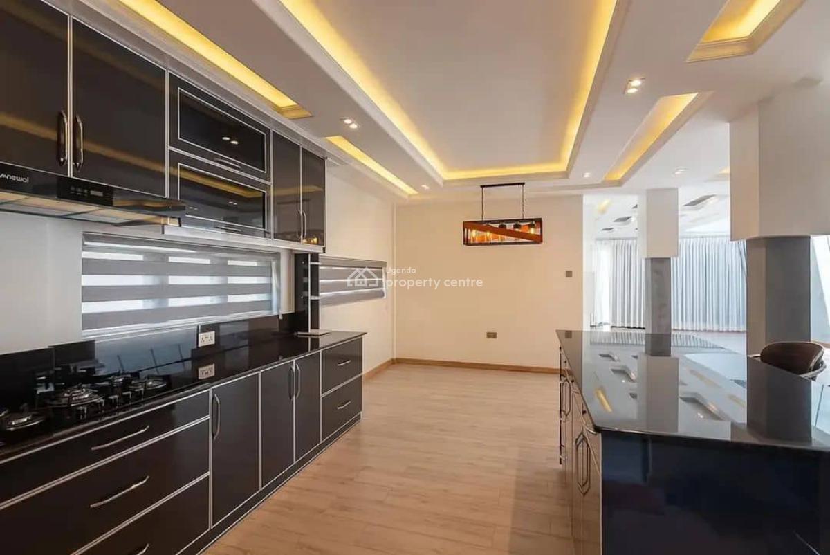 Modern 5 Bedroom House in Namugongo Town, Namugongo Town, Wakiso, Central Region, Terraced Duplex for Sale