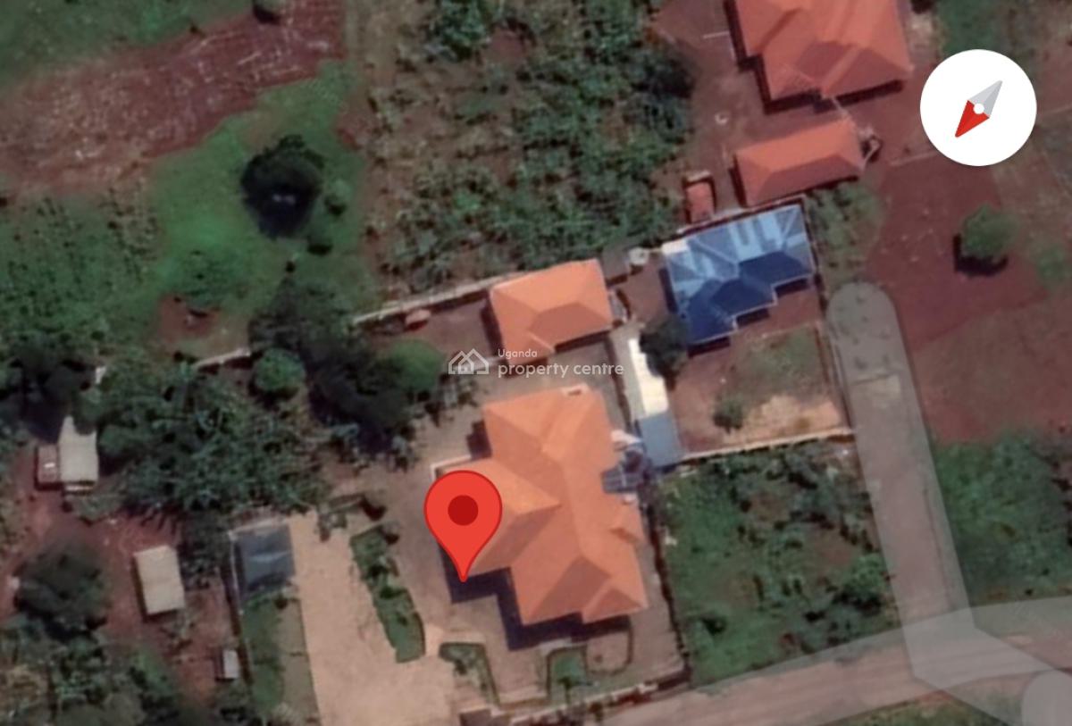 Luxurious 7 Bedroom House Along Entebbe Road Ziru Wamala, Ziru Wamala Off Entebbe Road, Wakiso, Central Region, Terraced Duplex for Sale