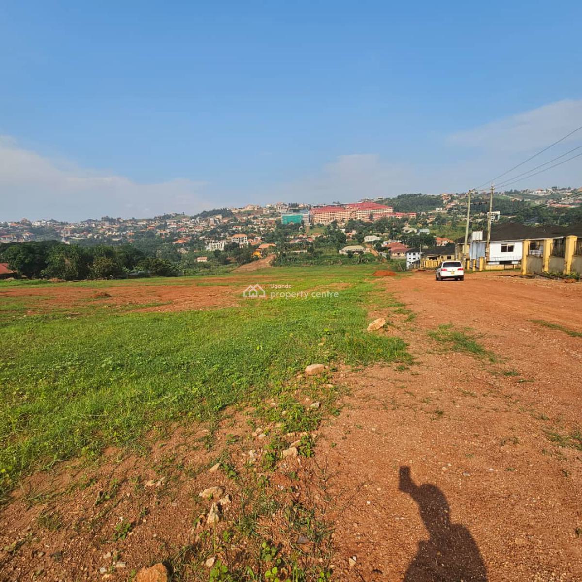 Residential Plots in Bwebajja Off Entebbe Road, Bwebajja, Wakiso, Central Region, Residential Land for Sale