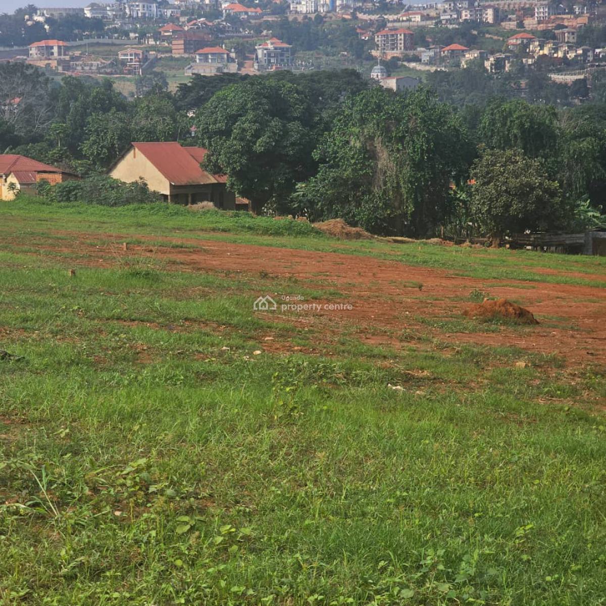 Residential Plots in Bwebajja Off Entebbe Road, Bwebajja, Wakiso, Central Region, Residential Land for Sale