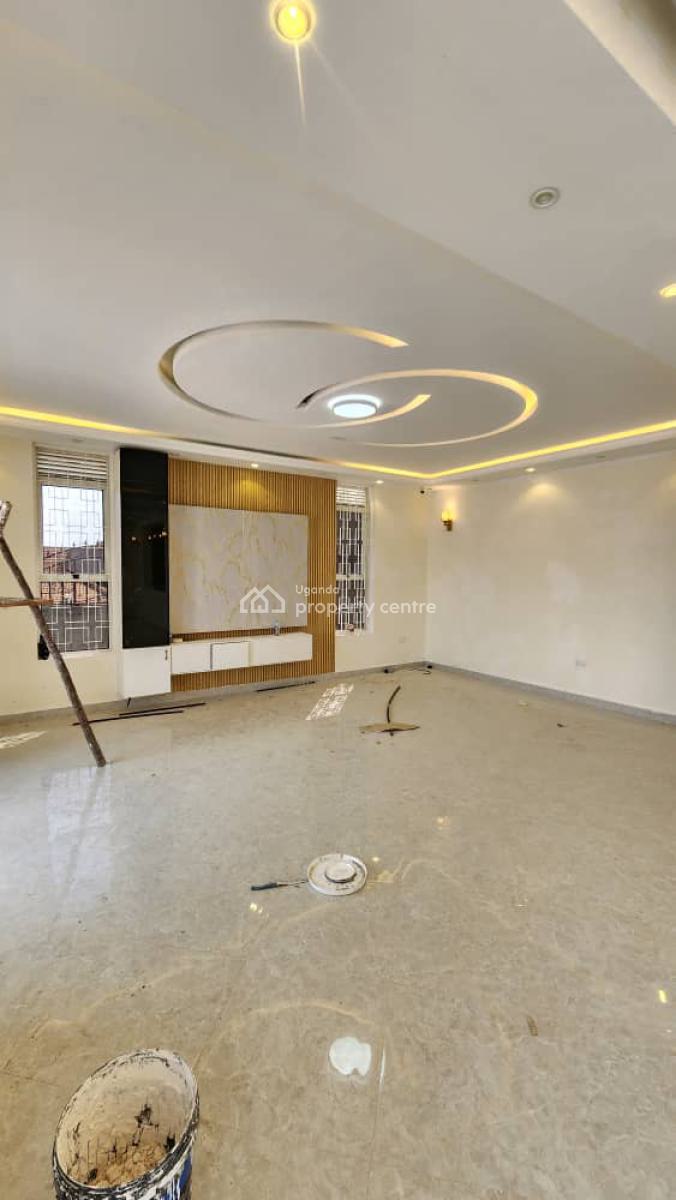 Luxury 6 Bedroom House in Munyonyo, Munyonyo, Kampala, Central Region, Terraced Duplex for Sale