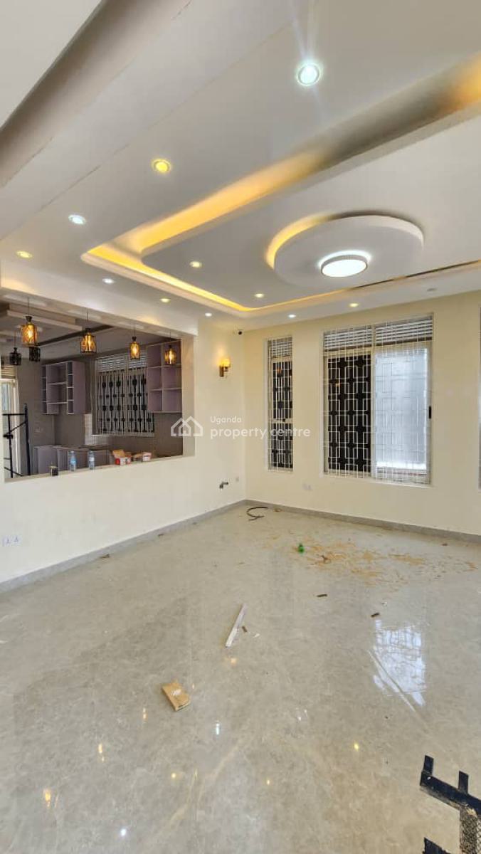 Luxury 6 Bedroom House in Munyonyo, Munyonyo, Kampala, Central Region, Terraced Duplex for Sale