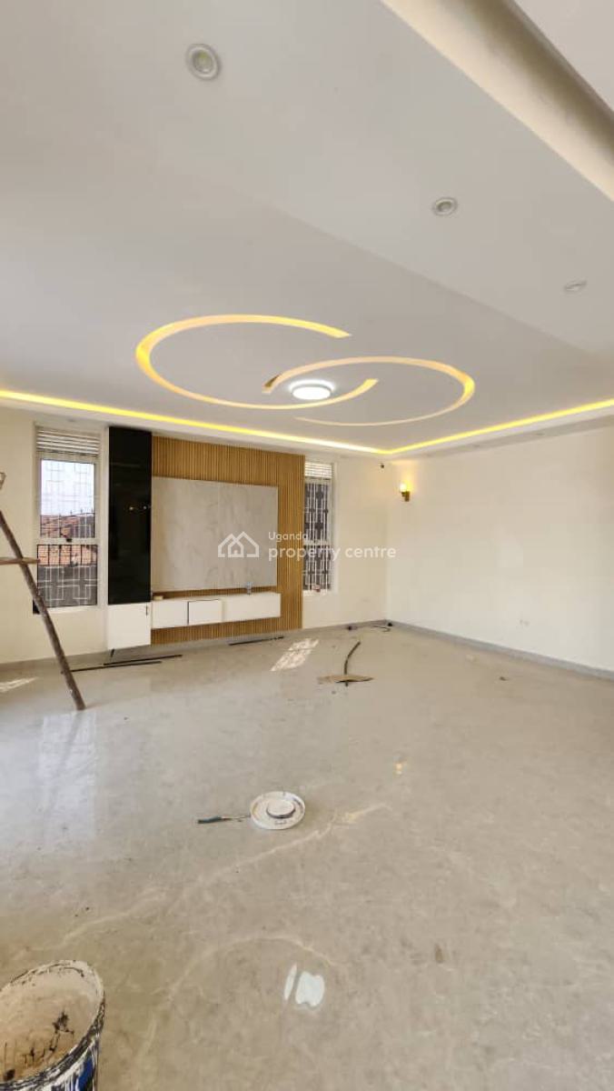 Luxury 6 Bedroom House in Munyonyo, Munyonyo, Kampala, Central Region, Terraced Duplex for Sale