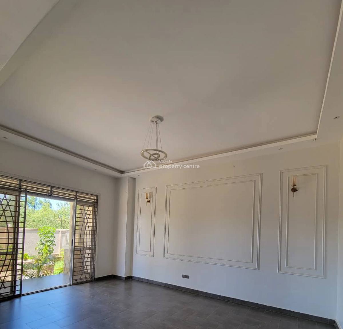 4 Bedroom House in Kira Town Mamerito Road, Kira Town, Mamerito Road, Kira Town, Wakiso, Central Region, Terraced Bungalow for Sale