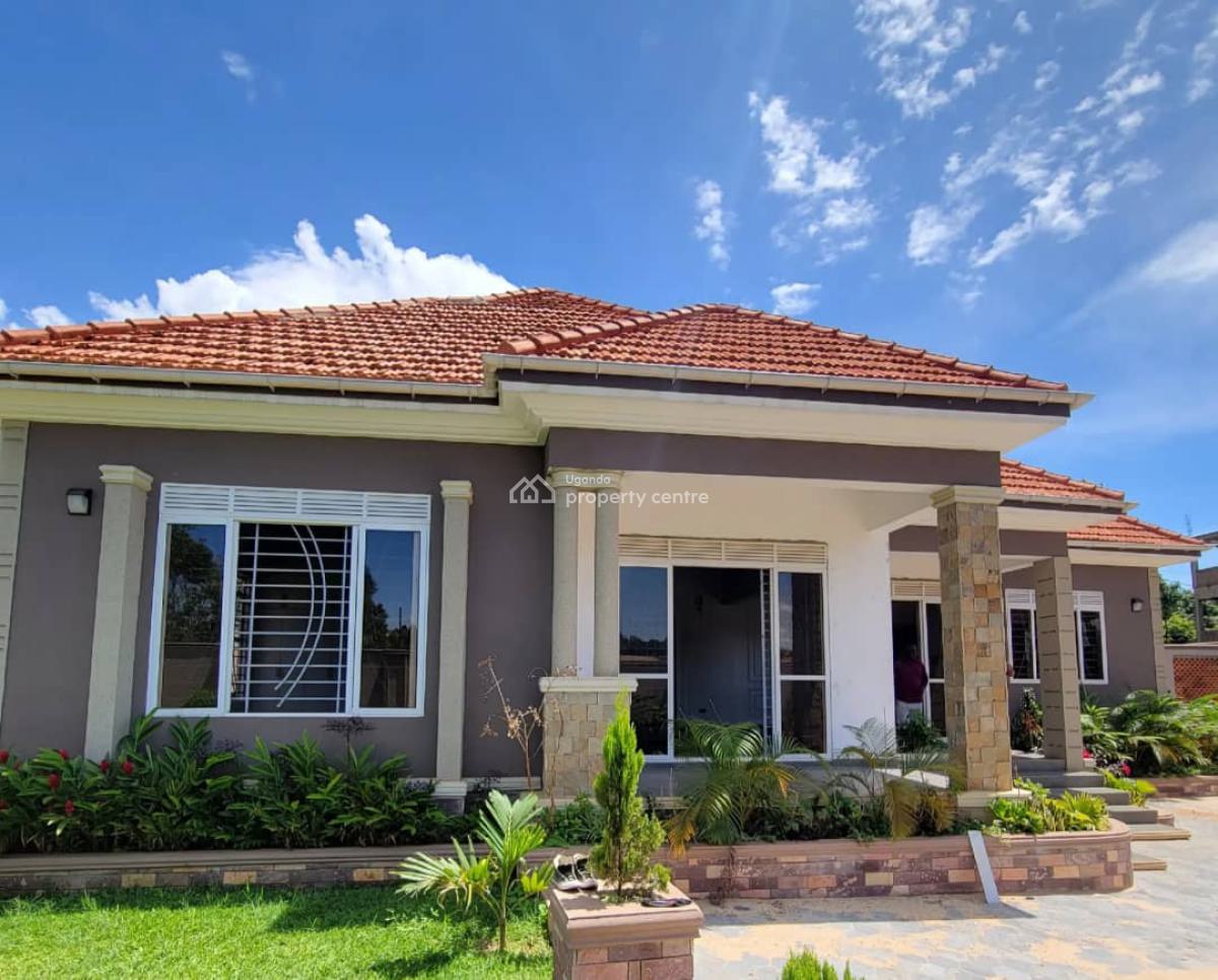 4 Bedroom House in Kira Town Mamerito Road, Kira Town, Mamerito Road, Kira Town, Wakiso, Central Region, Terraced Bungalow for Sale