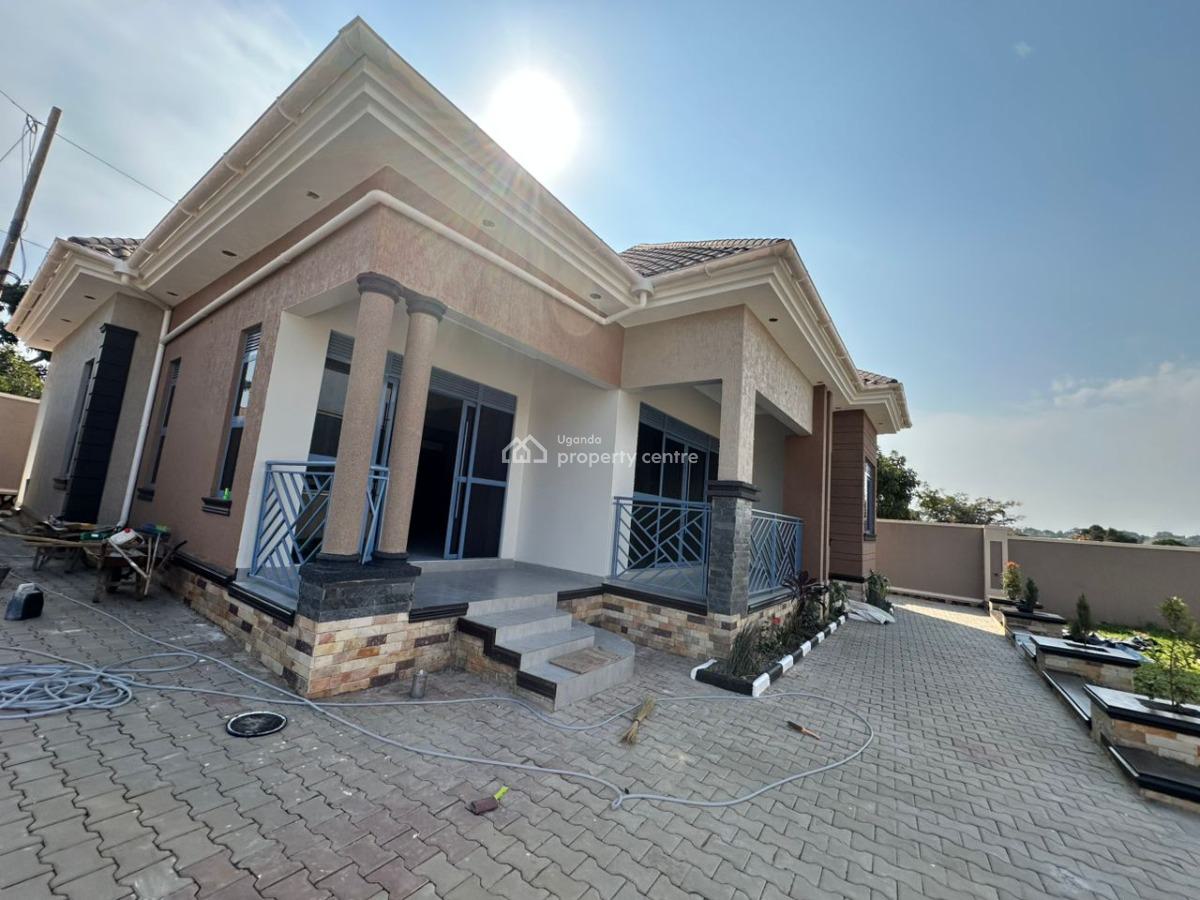 New 3 Bedroom House in Kira Kimwanyi, Kira Kimwanyi, Kira Town, Wakiso, Central Region, Terraced Bungalow for Sale