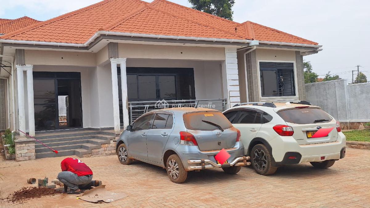 4 Bedroom House in Kira Nsasa, Kira Nsasa, Kira Town, Wakiso, Central Region, Terraced Bungalow for Sale