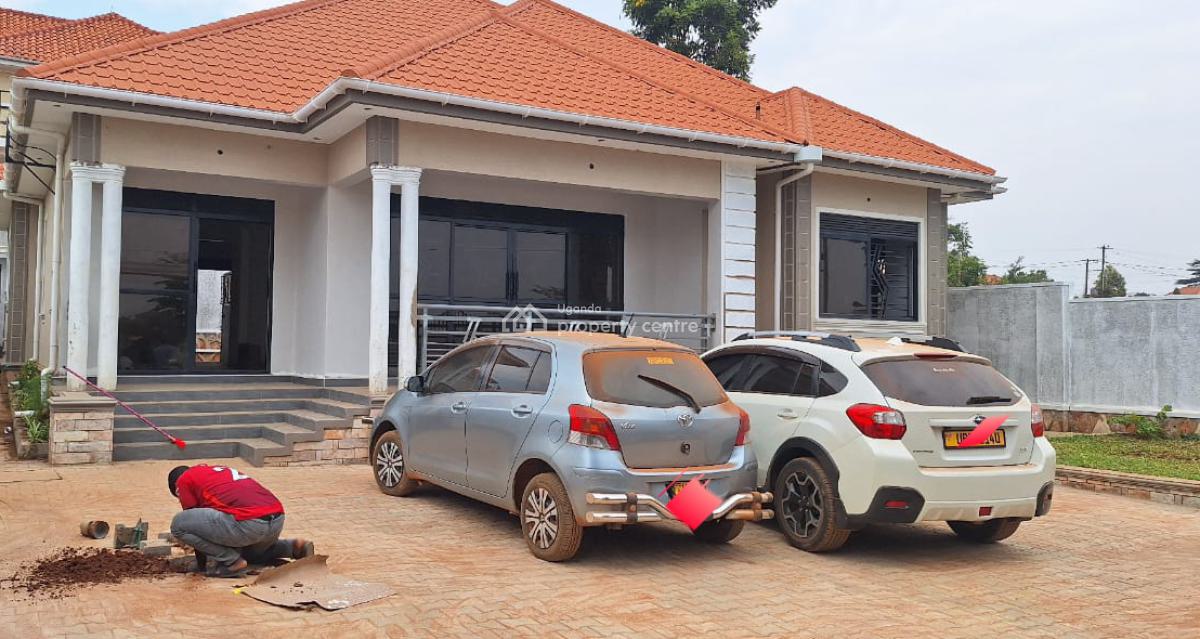 4 Bedroom House in Kira Nsasa, Kira Nsasa, Kira Town, Wakiso, Central Region, Terraced Bungalow for Sale