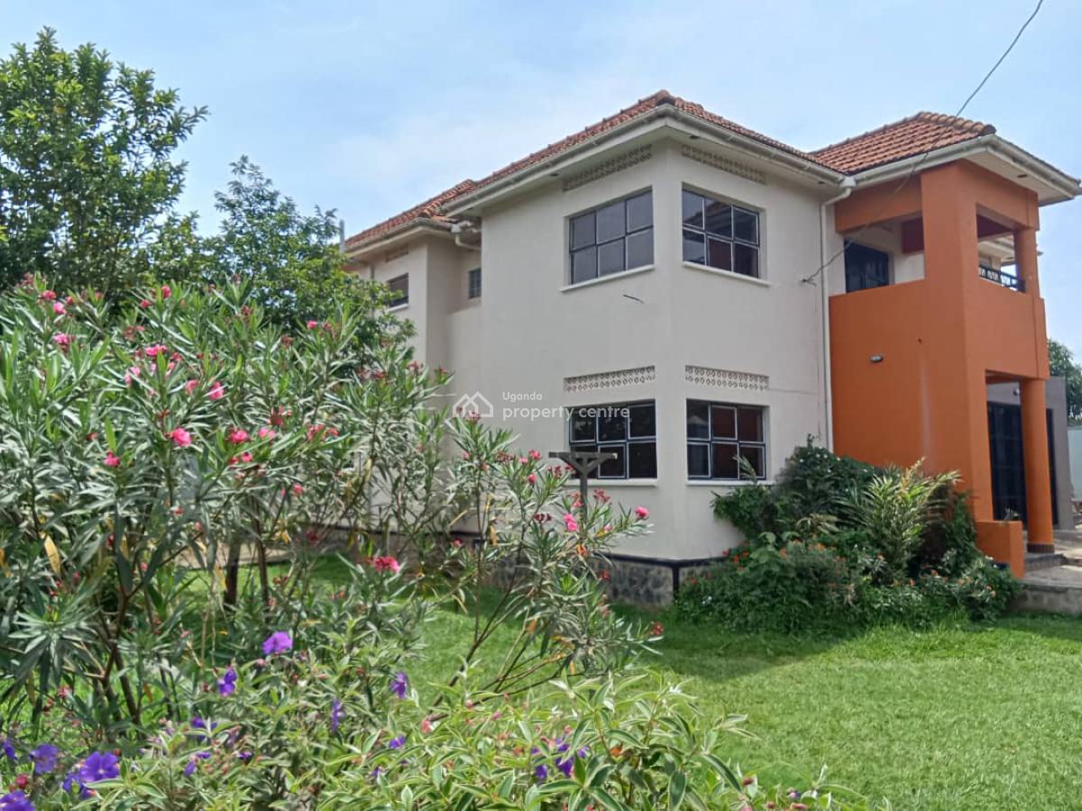 5 Bedroom House in Kira Nakwero, Kira-nakwero Canani Estate, Kira Town, Wakiso, Central Region, Terraced Duplex for Sale