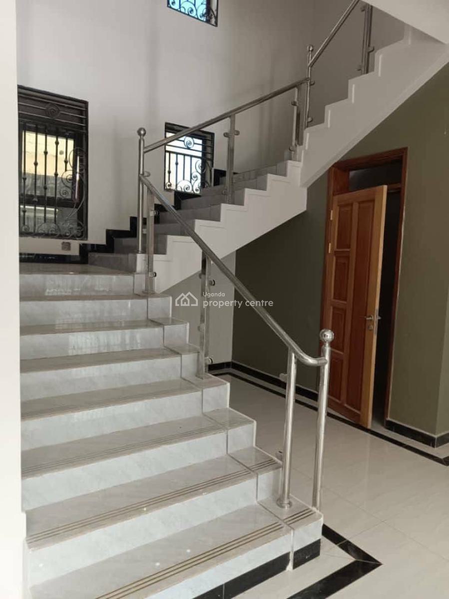 Luxury 6 Bedroom House in Najjera Kira Road, Najjera, Kira Road, Kira Town, Wakiso, Central Region, Terraced Duplex for Sale