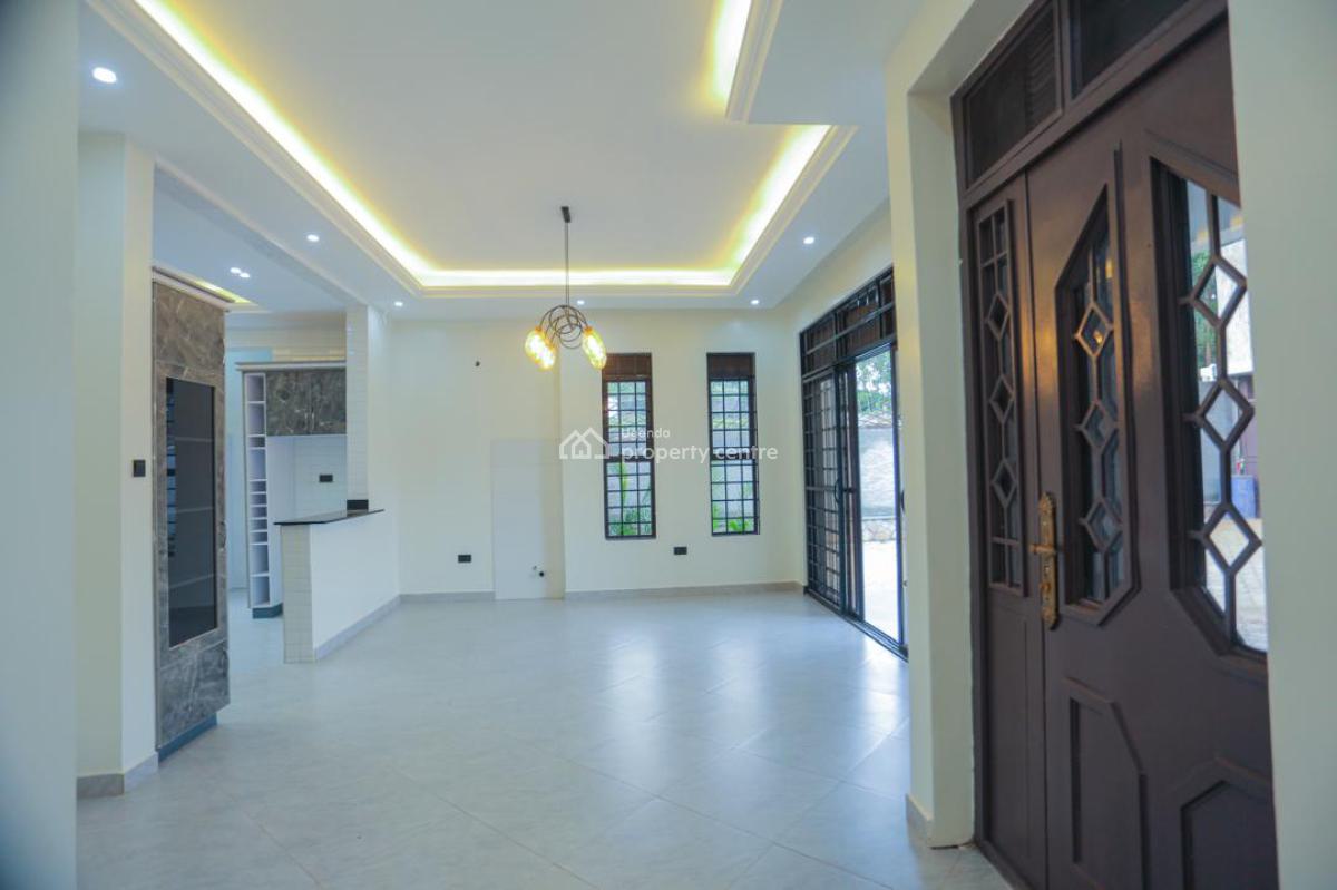 4 Bedroom Houses in Kira Mulawa, Kira Mulawa, Kira Town, Wakiso, Central Region, Terraced Bungalow for Sale