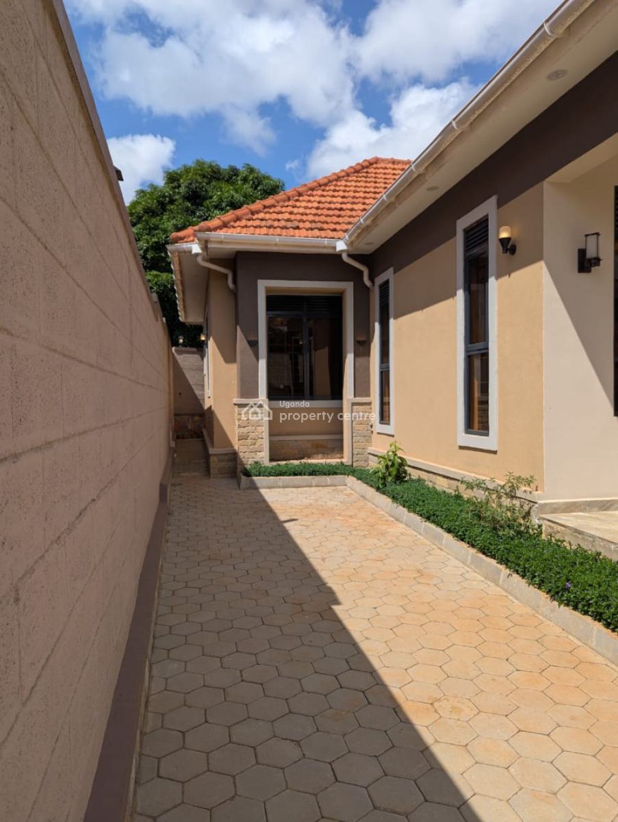 New 3 Bedroom House in Bweya Kajjansi, Bweya Kajjansi, Wakiso, Central Region, Terraced Bungalow for Sale