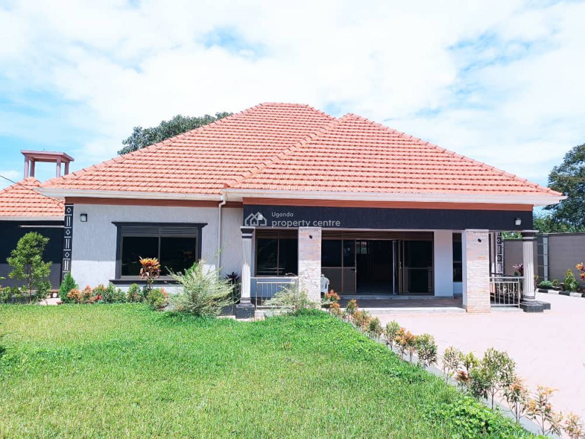 New 4 Bedroom House in Namugongo, Namugongo, Wakiso, Central Region, Terraced Bungalow for Sale