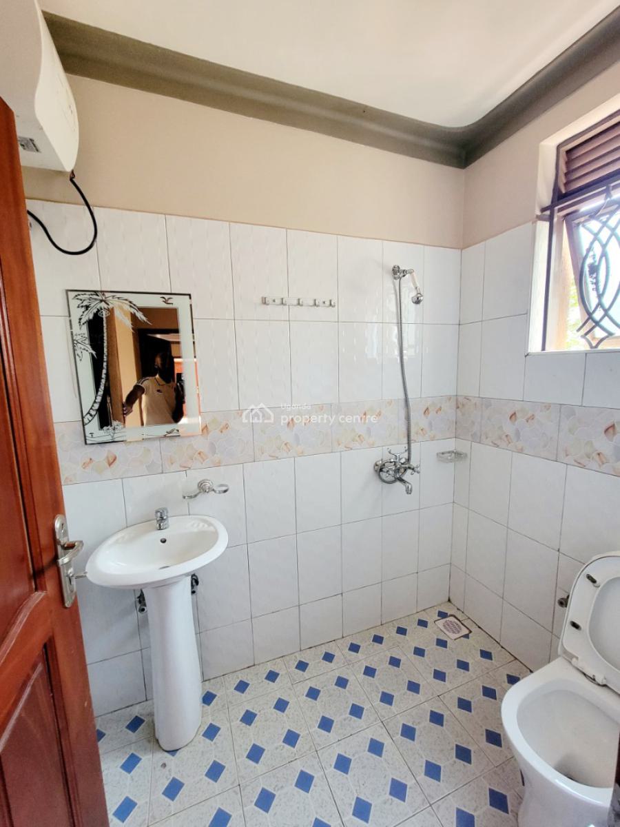 a Spacious and Luxury 2 Bedroom, Kiwatule, Kampala, Central Region, Apartment for Rent