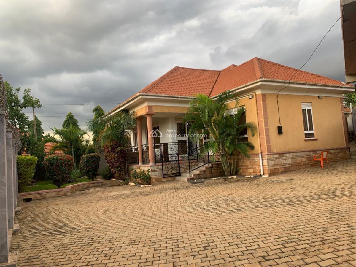 Stand Alone 4 Bedroom House, Kyaliwajjala, Kira Town, Wakiso, Central Region, Detached Bungalow for Rent