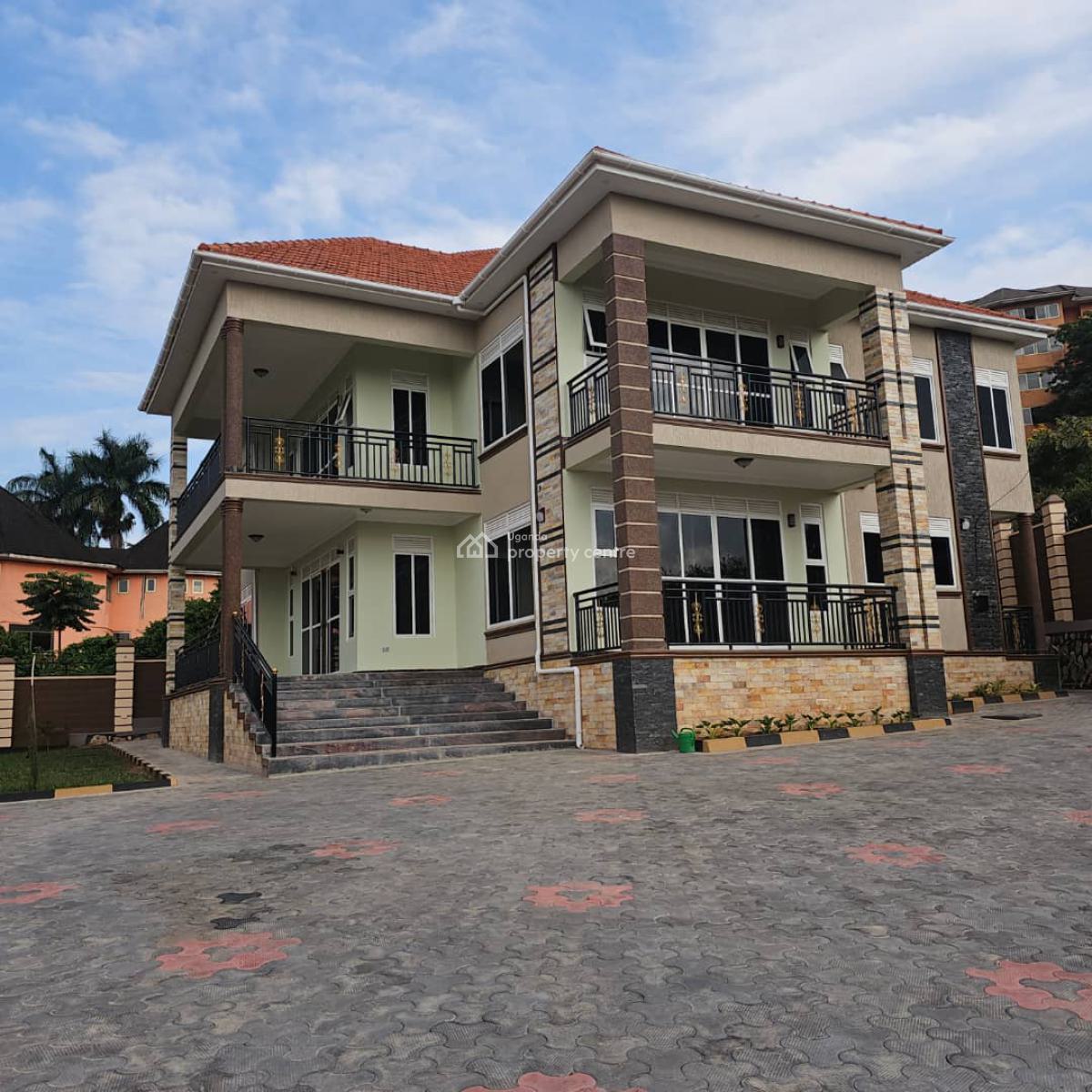 Luxury Lakefront 6 Bedroom House in Bwebajja Off Entebbe Road, Bwebajja, Wakiso, Central Region, Terraced Duplex for Sale