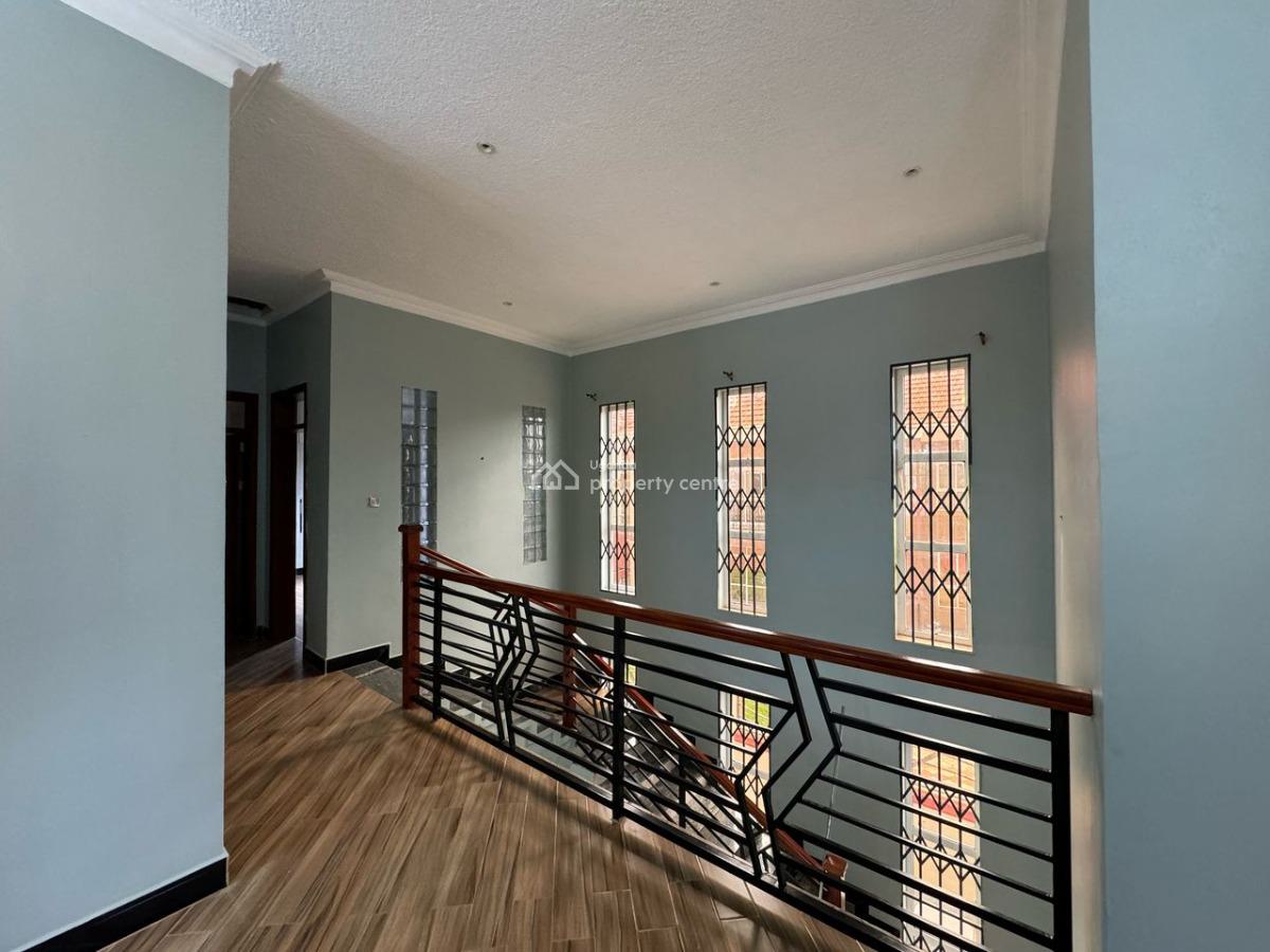 5 Bedroom Flat House in Kyanja Kampala, Kyanja, Kampala, Central Region, Terraced Duplex for Sale