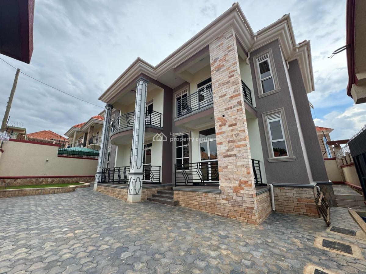 5 Bedroom Flat House in Kyanja Kampala, Kyanja, Kampala, Central Region, Terraced Duplex for Sale