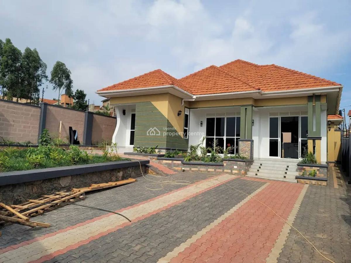 Beautiful Newly Built 4 Bedroom House in Kisaasi, Kisaasi, Kampala, Central Region, Terraced Bungalow for Sale