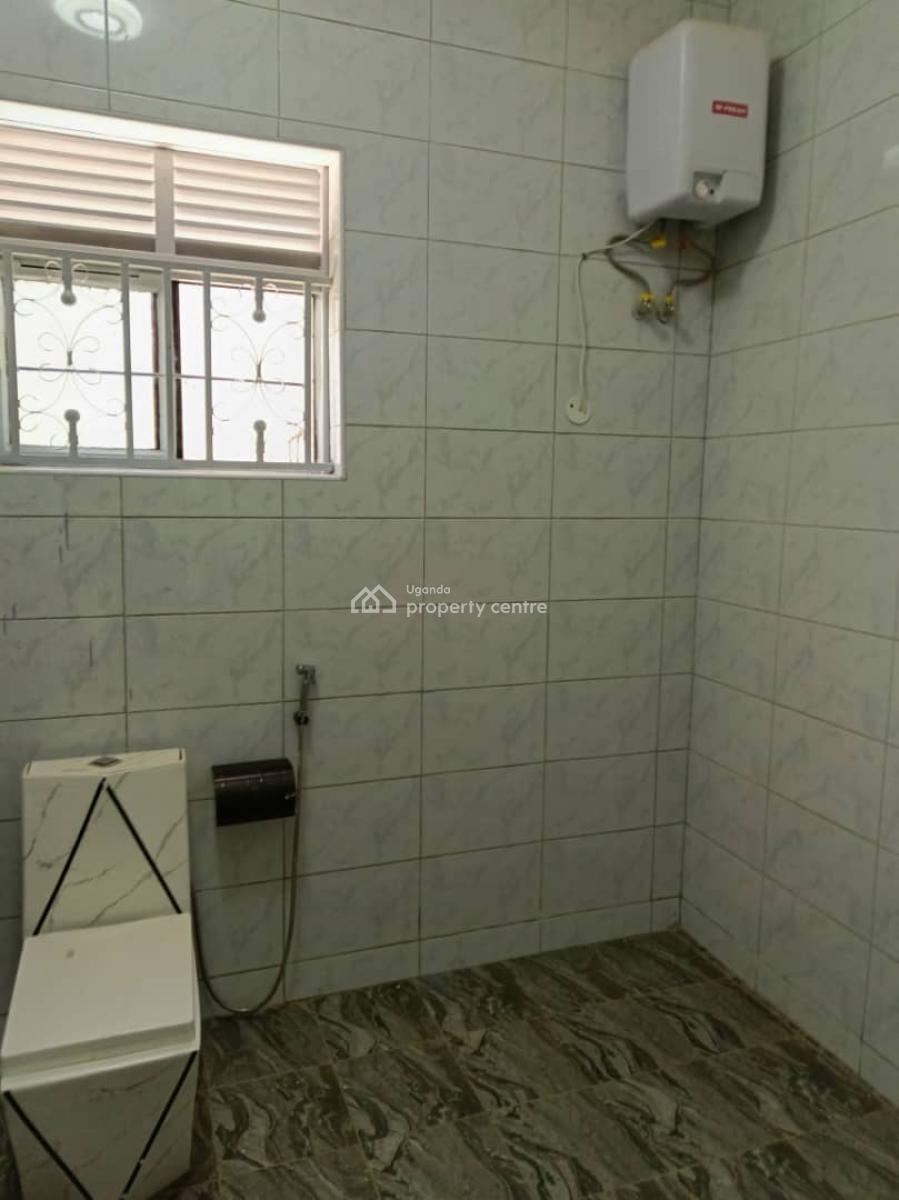 Beautiful New 5 Bedroom House in Kigo, Mutungo Kigo, Kampala, Central Region, Terraced Bungalow for Sale