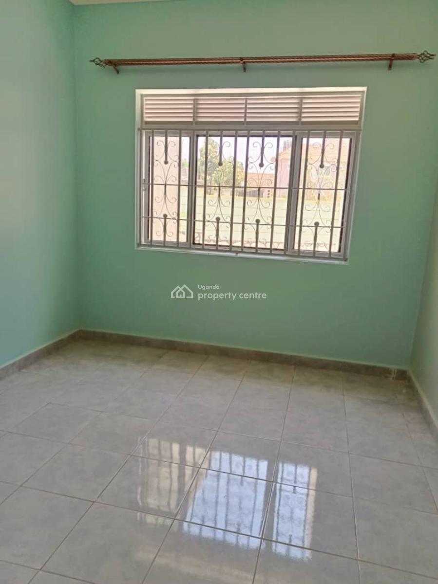 Beautiful New 5 Bedroom House in Kigo, Mutungo Kigo, Kampala, Central Region, Terraced Bungalow for Sale