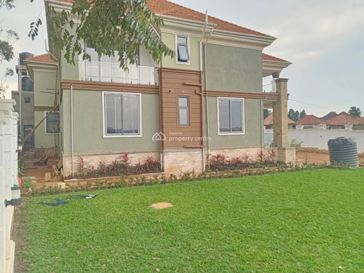 6 Bedroom House in Kira, Kiwologoma, Kira Town, Wakiso, Central Region, Terraced Duplex for Sale