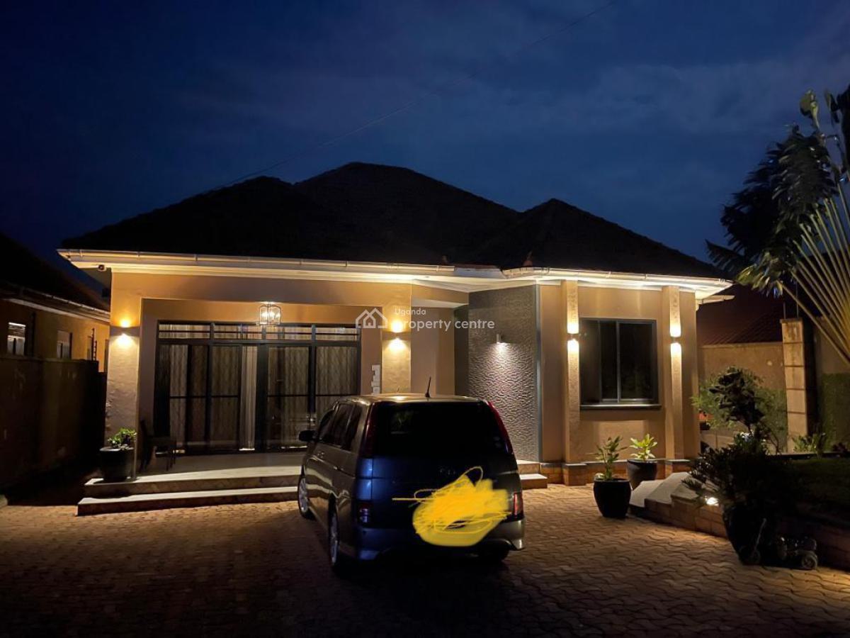 Spacious and Luxury 4 Bedroom House, Kyaliwajjala, Kira Town, Wakiso, Central Region, Detached Bungalow for Sale