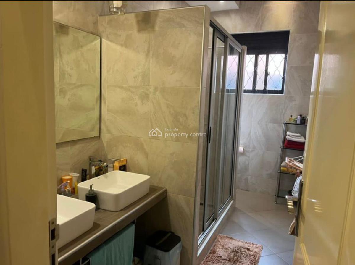 Spacious and Luxury 4 Bedroom House, Kyaliwajjala, Kira Town, Wakiso, Central Region, Detached Bungalow for Sale