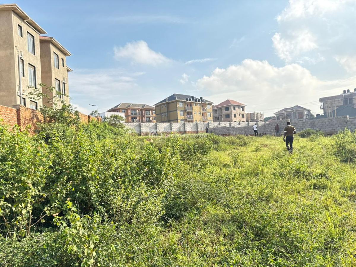 Residential Land in Kira Town, Kira Town-mamerito Road, Kira Town, Wakiso, Central Region, Residential Land for Sale