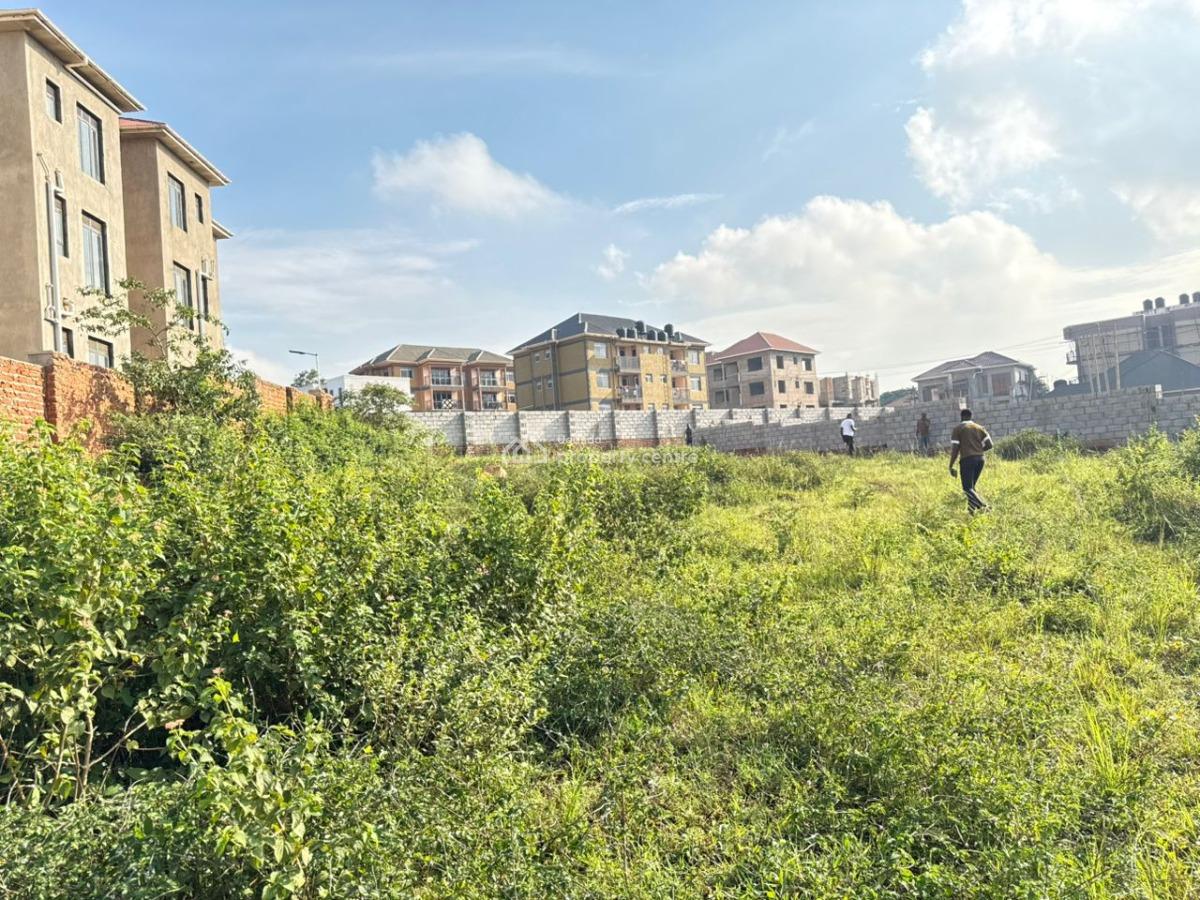 Residential Land in Kira Town, Kira Town-mamerito Road, Kira Town, Wakiso, Central Region, Residential Land for Sale