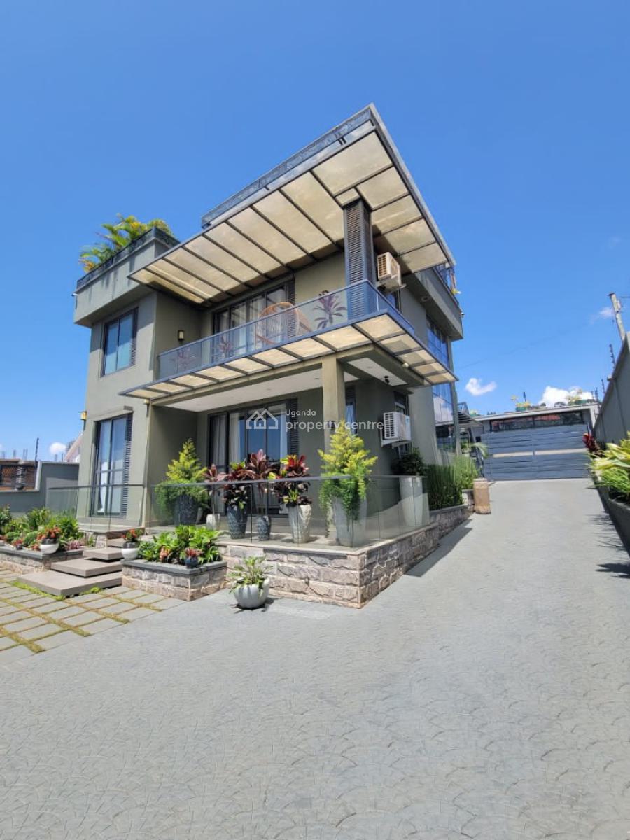 Luxury 4 Bedroom in Munyonyo Kigo, Kigo Munyonyo Road, Kampala, Central Region, Terraced Duplex for Sale