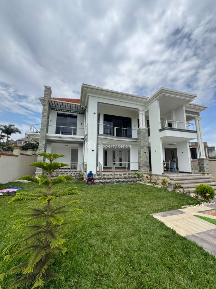 Luxury 5 Bedroom House in Munyonyo Kigo, Kigo, Kampala, Central Region, Terraced Duplex for Sale