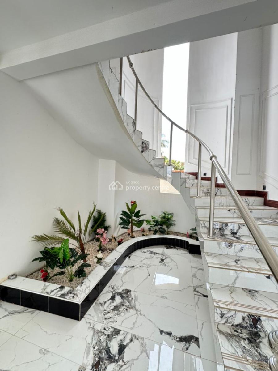 Luxury 5 Bedroom House in Munyonyo Kigo, Kigo, Kampala, Central Region, Terraced Duplex for Sale