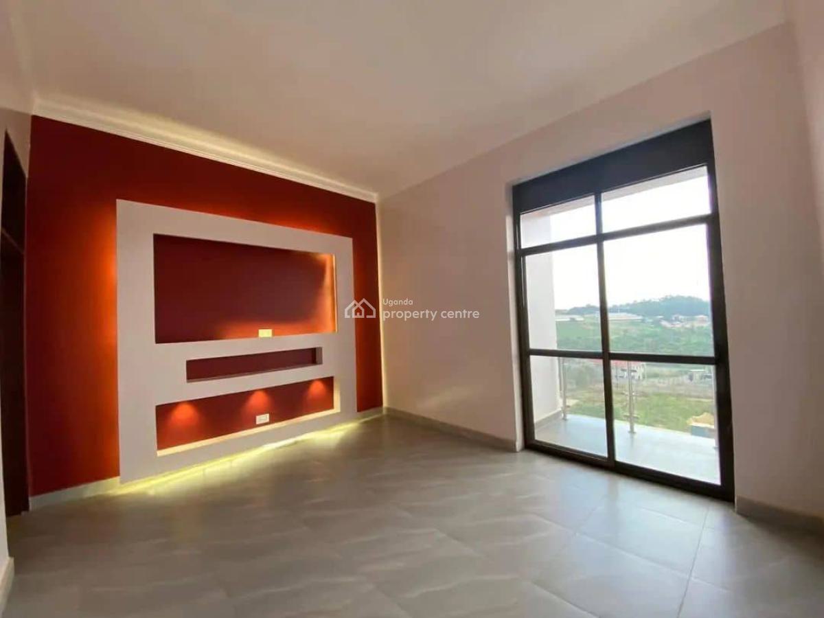 Luxury 5 Bedroom House in Kira, Kira, Kira Town, Wakiso, Central Region, Terraced Duplex for Sale