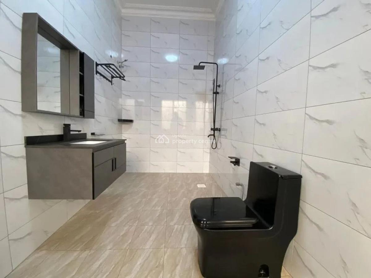 Luxury 5 Bedroom House in Kira Town, Kira Mulawa, Shimon Estate, Kira Town, Wakiso, Central Region, Terraced Duplex for Sale