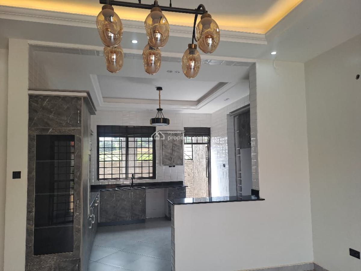Beautiful 4 Bedroom House in Kira Town, Mamerito Road, Kira Town, Kira Town, Wakiso, Central Region, Terraced Bungalow for Sale