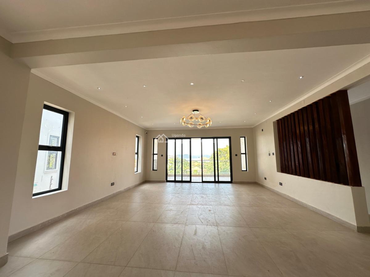 Beautiful 6 Bedroom House in Munyonyo, Munyonyo, Kampala, Central Region, Terraced Duplex for Sale