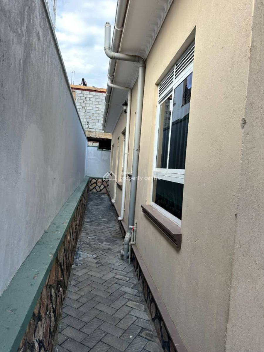 Newly Built House in Namulanda Off Entebbe Road, Entebbe Road Namulanda, Wakiso, Central Region, Terraced Bungalow for Sale