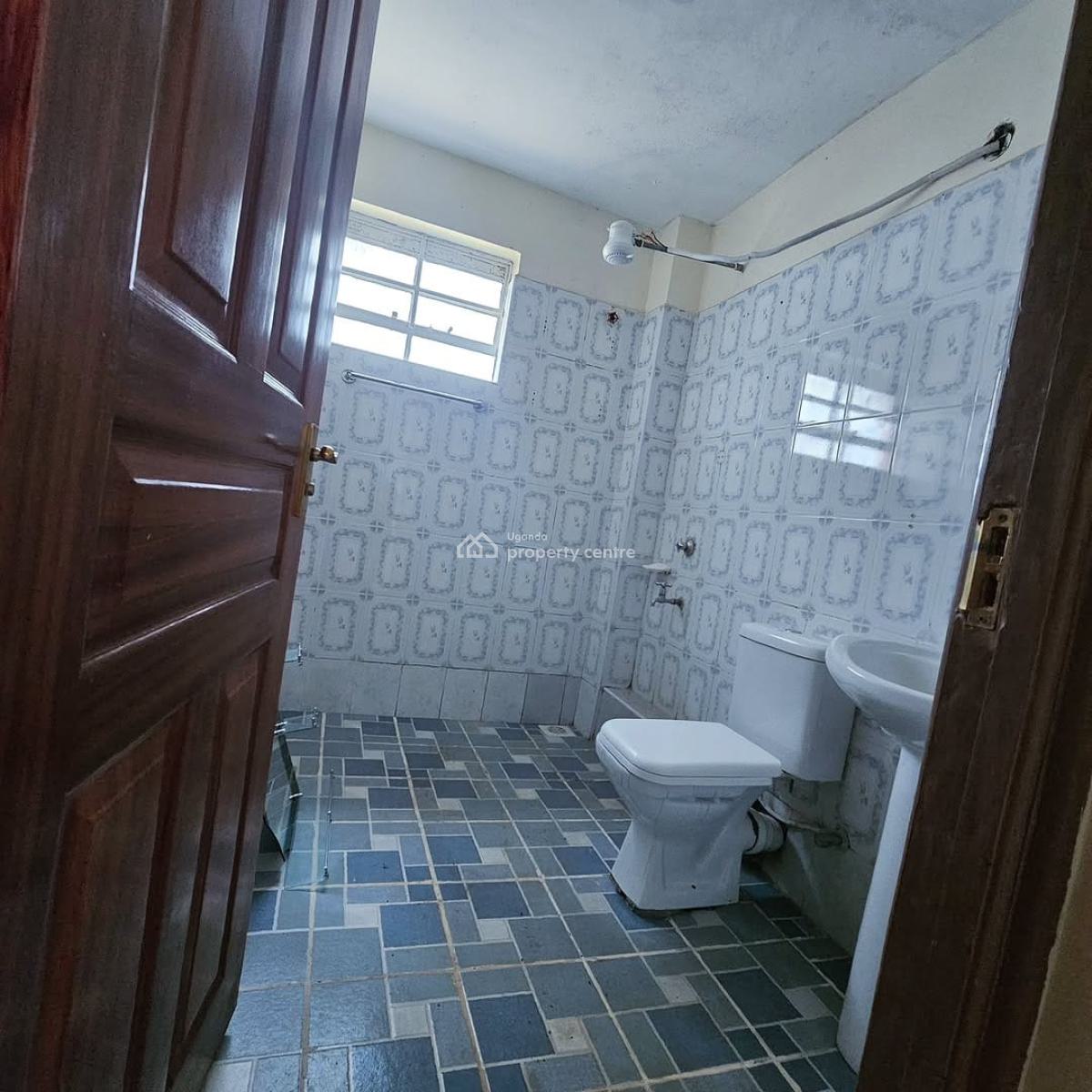 2 Bedroom Apartment, Kyanja, Kisaasi, Kampala, Central Region, Apartment for Rent