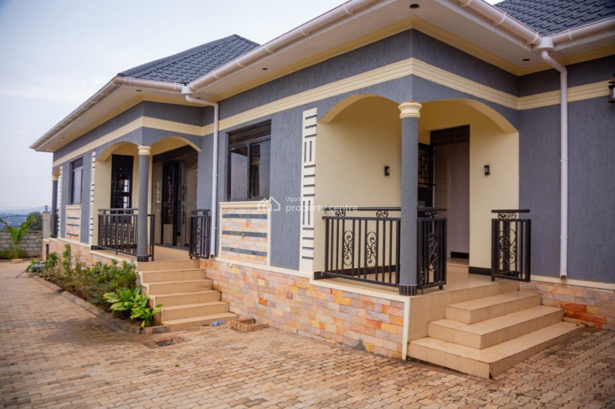 4 Bedroom House in Namugongo Msindye, Namugongo Msindye Hill, Wakiso, Central Region, Terraced Bungalow for Sale