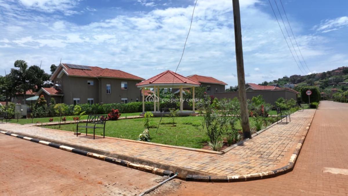 4 Bedroom Apartment, Mirembe Villas Kigo, Kampala, Central Region, Apartment for Rent