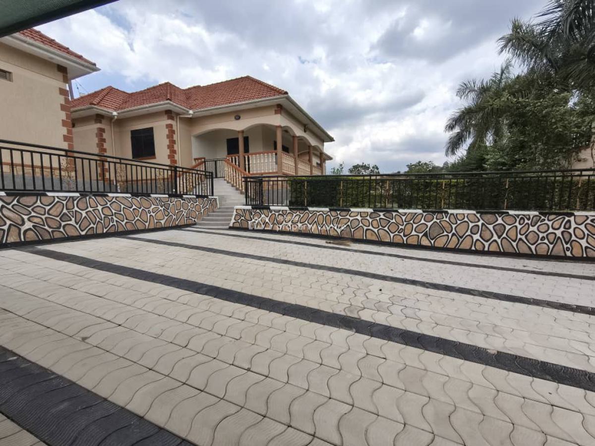 Beautiful 4 Bedroom House in Kira, Kira, Kira Town, Wakiso, Central Region, Terraced Bungalow for Sale