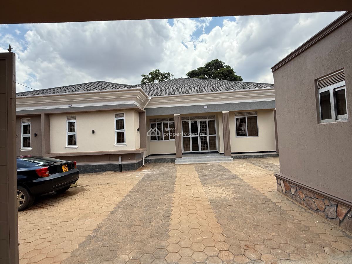 Luxury 4 Bedroom House ( Mailo Land) Kito/kira, Mamerito Rd, Kira Town, Wakiso, Central Region, Detached Bungalow for Sale