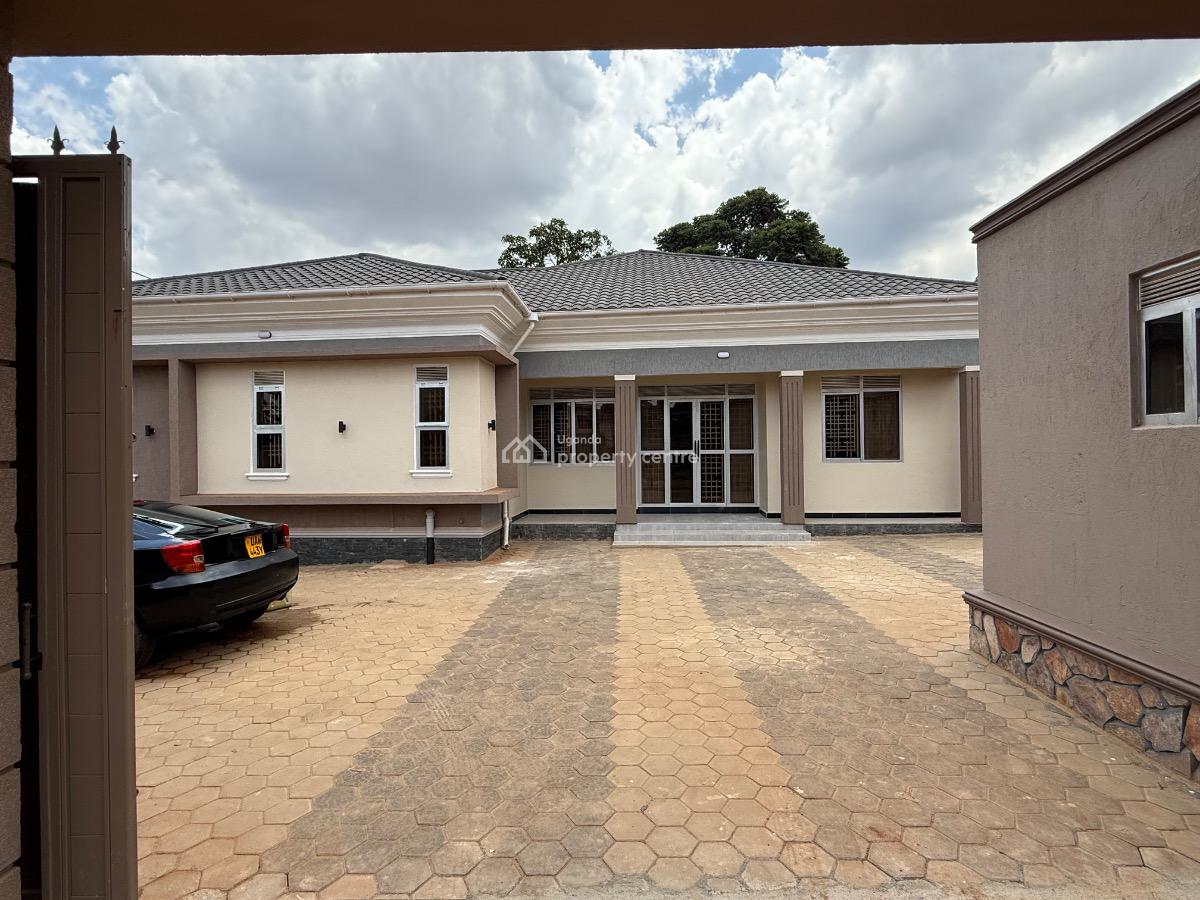 Luxury 4 Bedroom House ( Mailo Land) Kito/kira, Mamerito Rd, Kira Town, Wakiso, Central Region, Detached Bungalow for Sale