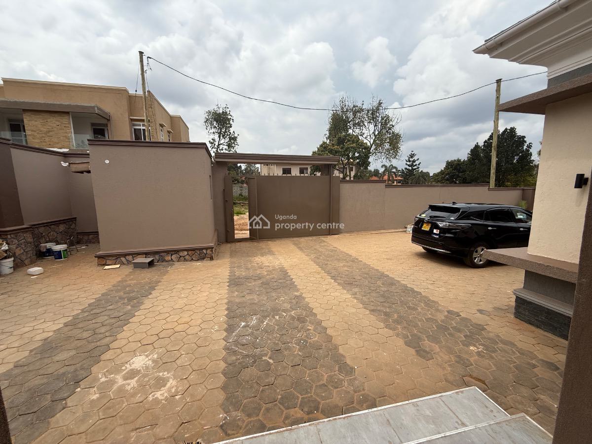Luxury 4 Bedroom House ( Mailo Land) Kito/kira, Mamerito Rd, Kira Town, Wakiso, Central Region, Detached Bungalow for Sale
