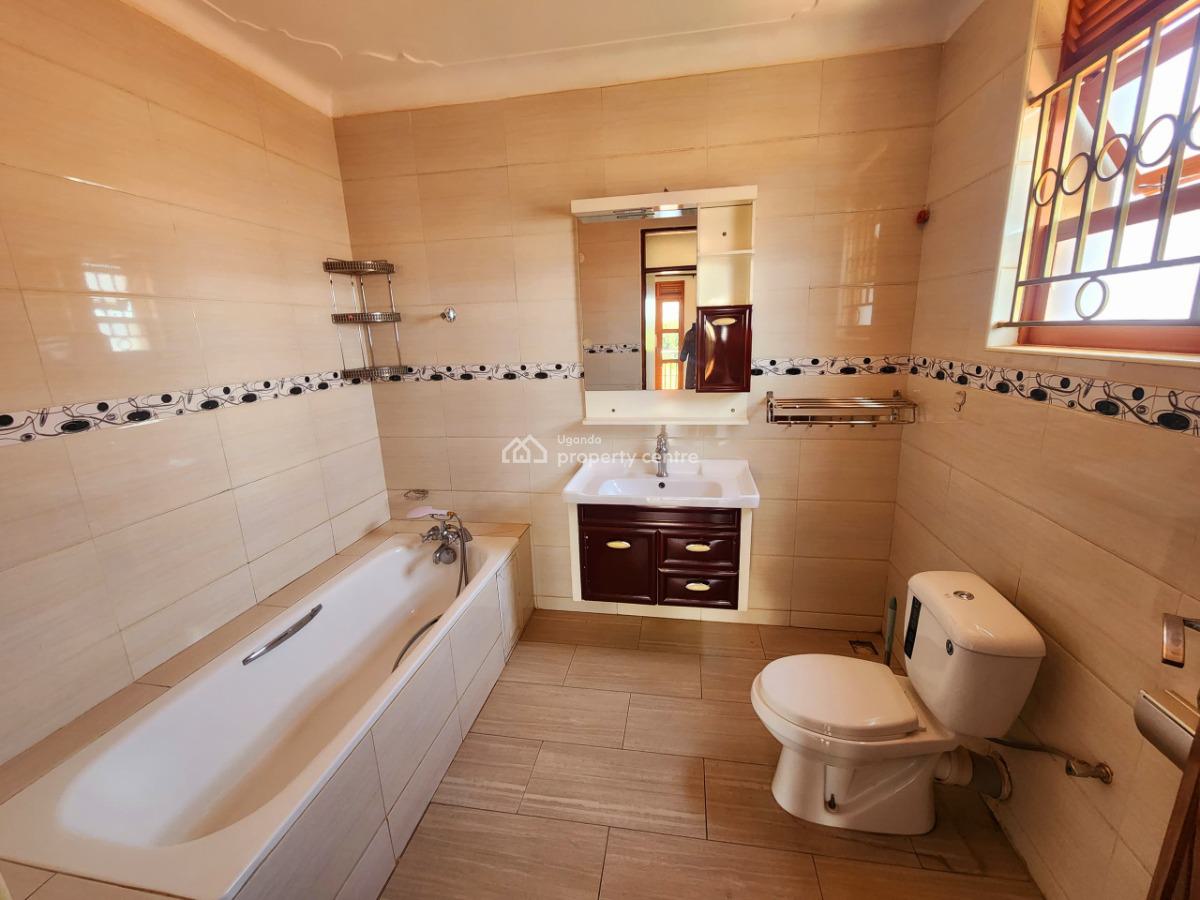 3 Bedroom Apartment, Kungu Kyanja, Kisaasi, Kampala, Central Region, Apartment for Rent