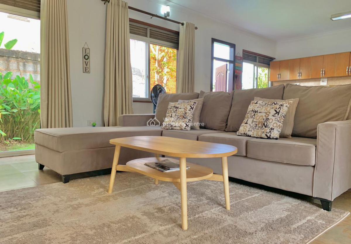 Fully Furnished 3 Bedroom House with Garden, Ali Ismail Rd, Kisaasi, Kampala, Central Region, Semi-detached Duplex for Rent