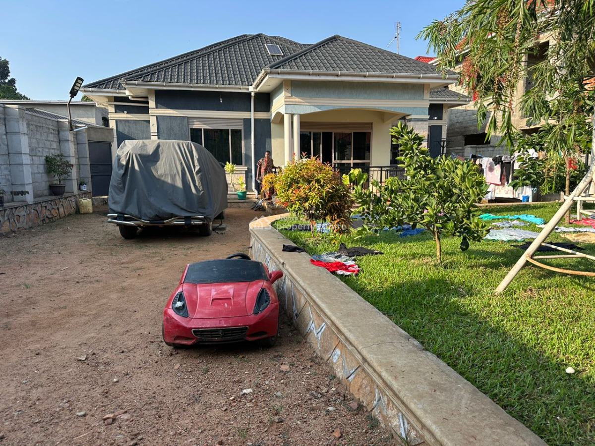 3 Bedroom House Bwebajja at 400m Entebbe Road, Bwebajja, Entebbe Municipality, Wakiso, Central Region, House for Sale