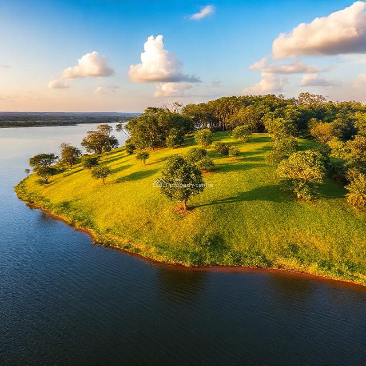 60-acre Lakefront Land Touching Lake Victoria, Nyenga, Buikwe, Central Region, Residential Land for Sale